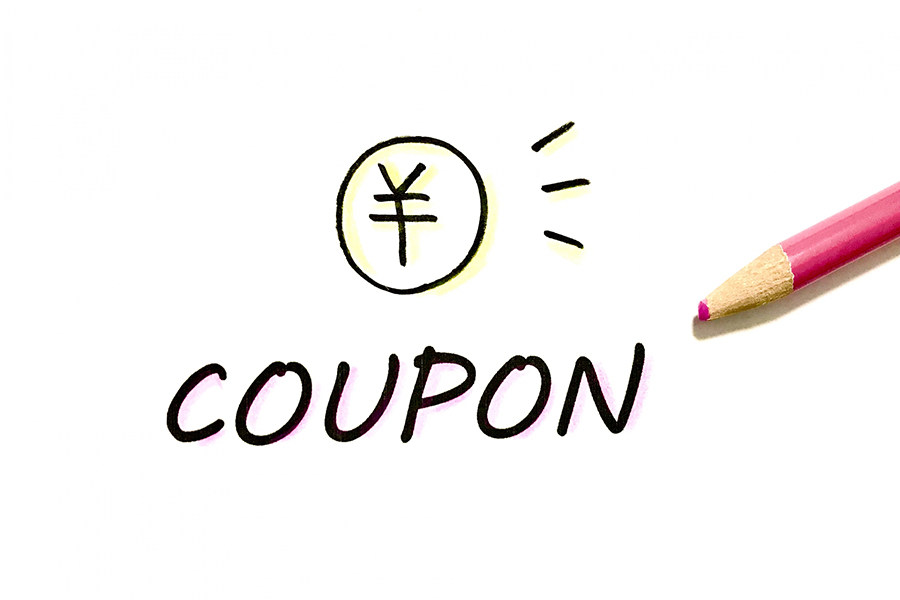 色鉛筆で描いた「¥COUPON」の文字